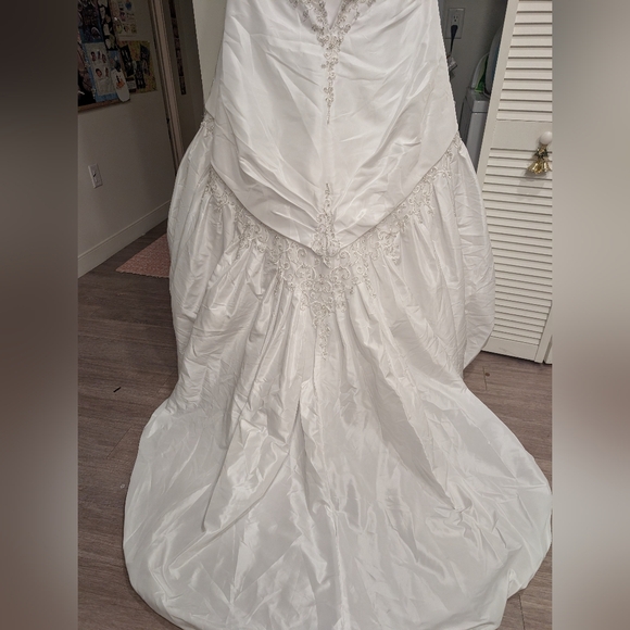 Sophia Tolli A Line Sweetheart White Strapless Wedding Dress Size 20 - Picture 11 of 14